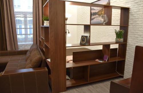 Prospekt Svobody Apartment | New spacious central apartment
