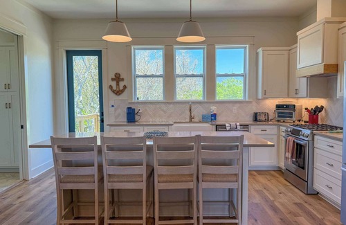 St. George Island House | NEW – St. George Island Home w/Private Pool