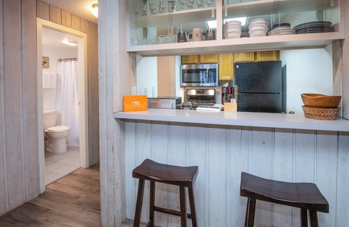 Vail Apartment | New! Stones Throw To Vail Village | Walk to Lionshead | Pool & Hot Tub