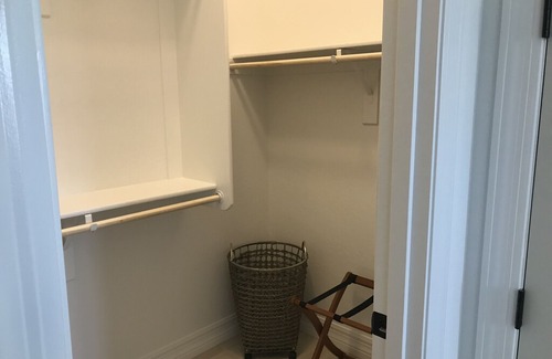 Mesa Apartment | New Studio in East Mesa. Close to Shopping, Hospitals, Mesa Airport