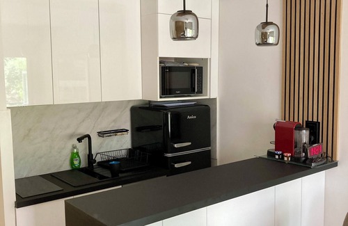 Riou - Petit Juas - Av de Grasse Apartment | New studio with pool parking in Cannes