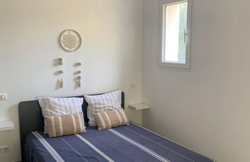 Santa Giulia Apartment | New T2 apartment in the heart of the maquis, 15 minutes from the beach and minutes from amenities