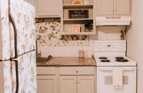 South Pensacola Apartment | NEW-The Bayou Bungalow in Downtown Pensacola. Come join us on the Bayou!