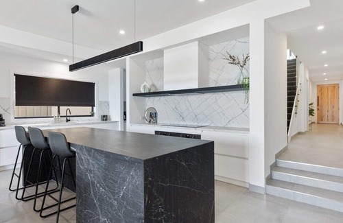 Yarrawonga House | NEW - The Black Pelican