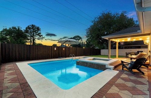 Upper Grand Lagoon House | NEW! The Flip Flop Fortress