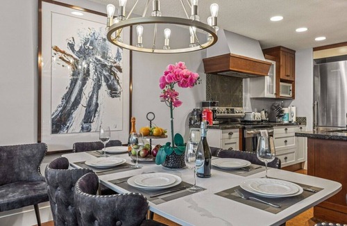 Canmore Apartment | NEW!The Sinez by SSR Top Luxury|1000SQF|2BR&2BTH