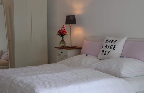 Geesthacht Apartment | NEW, top apartment in a dream location in the east of Hamburg (also long-term rental)
