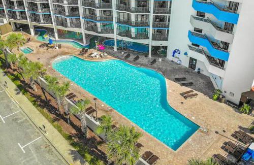 Myrtle Beach Apartment | New ! Unique Renovated Oceanfront Condo at Ocean Reef Resort-Free parking - Amazing pools