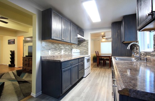 Port Angeles House | NEW Upstream Cottage! Pet friendly w/views! WiFi and fenced backyard