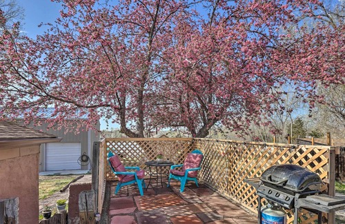 Lamar Heights Area Apartment | NEW! Urban Tiny Cottage w/ Deck < 10 Mi to Denver!