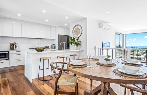 Kiama House | New Whole Home, Beach, Views, Pinball+Arcade