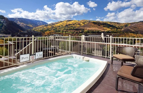 Avon Villa | New Years!