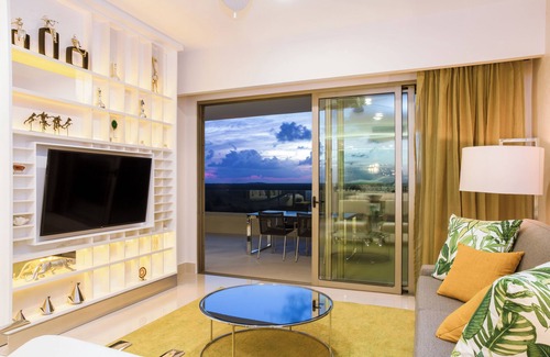 Puerto Juarez Resort | New Years Week Cancun Garza Blanca Resort & Spa 2-Bedroom Full Service Resort