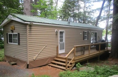 Cloyne Cottage | Newer Deluxe Cottage, Bon Echo Park