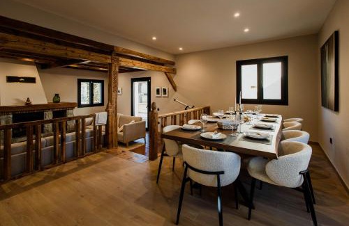 Pradollano Apartment | Newly Built 5BDRM Cozy Chalet in Sierra Nevada