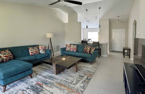 Palm Coast House | Newly Built, Clean and quiet neighbourhood, 8 min drive to the beach