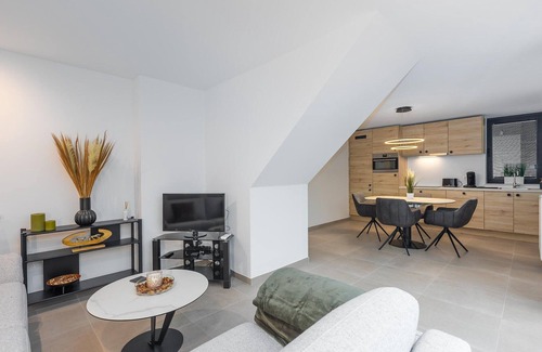 Westende House | Newly built holiday home for 6 people by the sea