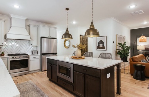 Athens House | Newly built home in Five Points — 1 mile to UGA