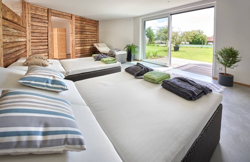 Bitzenhofen Apartment | Newly built, modern 3-room luxury apartments near Lake Constance