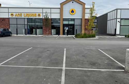 Calgary House | Newly built one bedroom 2 bed