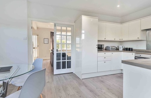 Sheffield House | Newly Eextended 3 Bed Family Home Near Graves Park