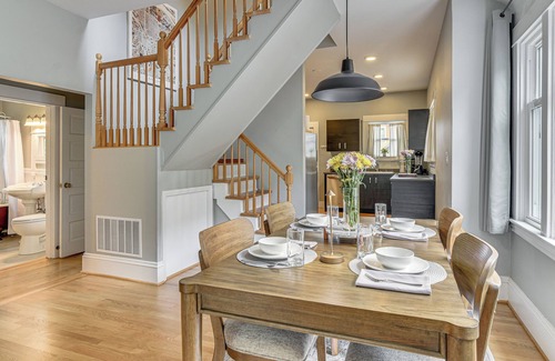 Alberta House | Newly Furnished Alberta Arts Home: Extended Stays!
