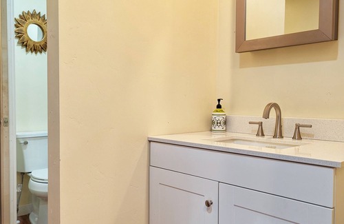 Central Colorado Springs Apartment | Newly Launched Downtown Tinyhome [Fall + Winter 2023 Monthly Rates]