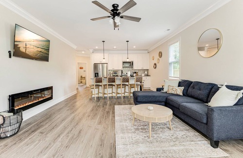 Southport House | Newly Listed Home in Southport, just mins from DT Southport and Oak Island Beaches