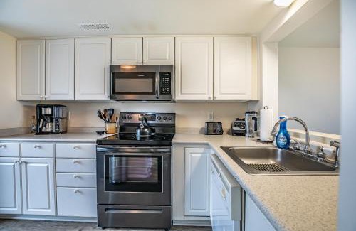 Oceanmarsh Subdivision House | Newly Listed - Oceanfront Condo on Harbor Island