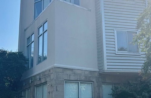 Athens Apartment | Newly Listed Studio Condo - Perfect for Game Days!