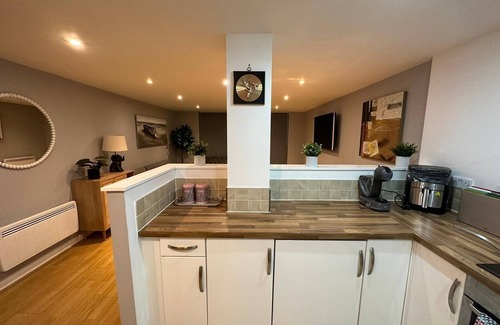 Swindon Apartment | Newly Refurbished 1 Bedroom Apartment Swindon