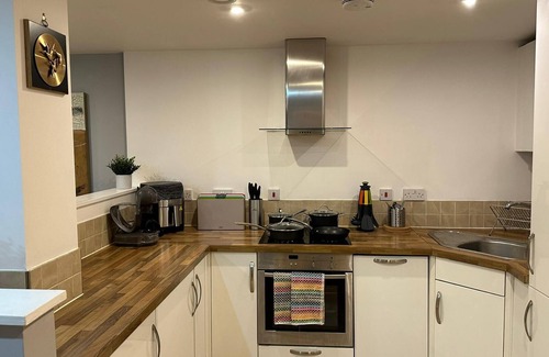 Swindon Apartment | Newly Refurbished 1 Bedroom Apartment Swindon
