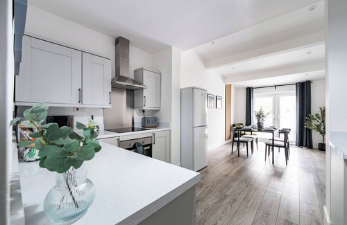 Cleethorpes House | Newly refurbished for 2024, high spec 2 Bedroom House, perfect seaside location.