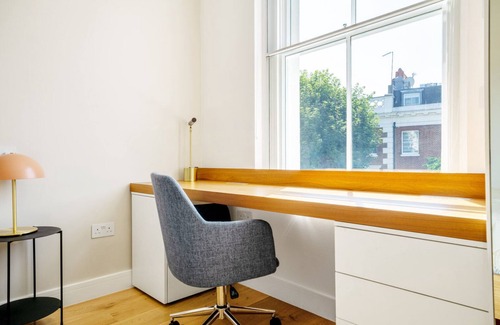 Courtfield Apartment | Newly refurbished South Ken 1BR nr South Ken Station, by Blueground