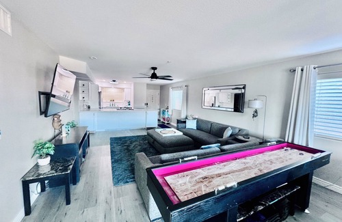 Lake Havasu City Condo | NEWLY REMODELED!2bd,2bth.Single-Story Condo@Kingsview.Beachfront View.On Channel