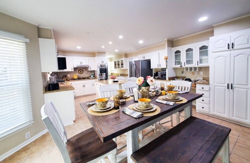 Santee House | Newly remodeled 3 bedroom, lakeside home