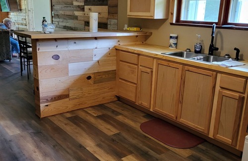Mena House | Newly Remodeled Cabin on the Ouichita River