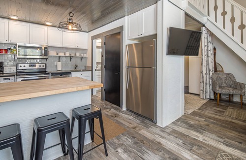 Big Sky Condo | Newly remodeled, cozy loft condo with Mountain Views. Hill Condo Loft Escape!