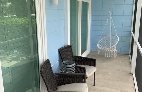 Longboat Key Condo | Newly Remodeled! Directly Across from Beach ~ Condo