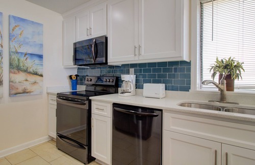 Northeast Virginia Beach Condo | Newly Remodeled Oceanfront Condo In The 'Heart' Of The Resort Strip
