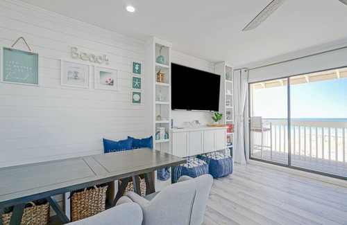 Holiday Isle Condo | Newly remodeled! Right on the beach!