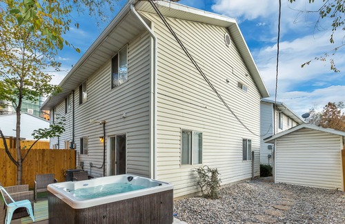 Salt Lake City House | Newly remodeled townhome with hot tub