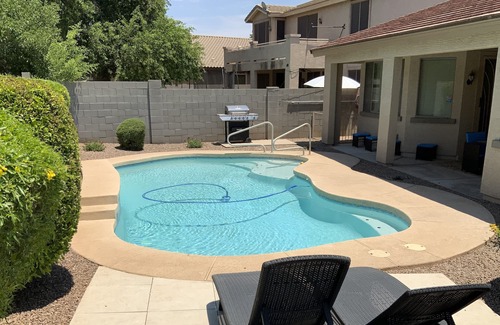 Rovey Farm Estates House | Newly remodeled w/pool minutes from State Farm Stadium, Top Golf and Westgate