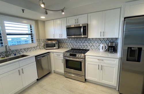 New Smyrna Beach Condo | Newly Renovated Beachfront Condo w/Stunning Interior and Panoramic Ocean Views!