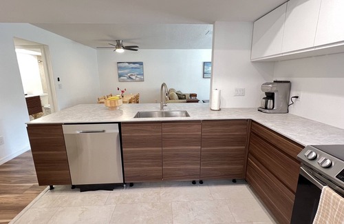 Clearwater Condo | Newly Renovated 3-bedroom Condo in Clearwater