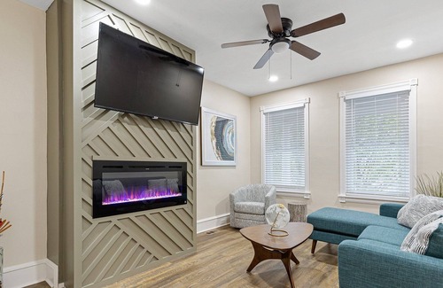Wilmington House | Newly renovated 3-bedroom spacious home on a great block ,minutes from downtown.