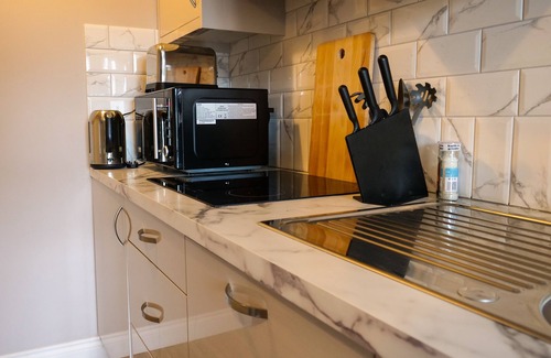 City Centre Dublin Apartment | Newly Renovated 3 Bedroom Apartment | City Centre Location