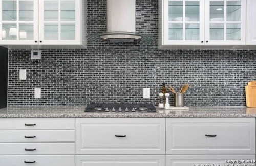 Near East Side House | Newly Renovated! 3BR/2BA Downtown Skyline View, Walk to Alamodome