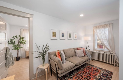 Lancaster Apartment | Newly Renovated Apartment in Downtown Lancaster