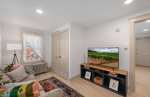 Lancaster Apartment | Newly Renovated Apartment in Downtown Lancaster